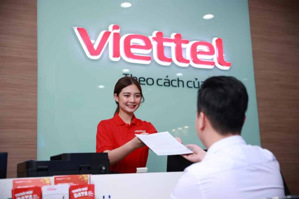 Liên hệ đổi sim 4G trực tiếp tại các cửa hàng của Viettel Telecom trên toàn quốc